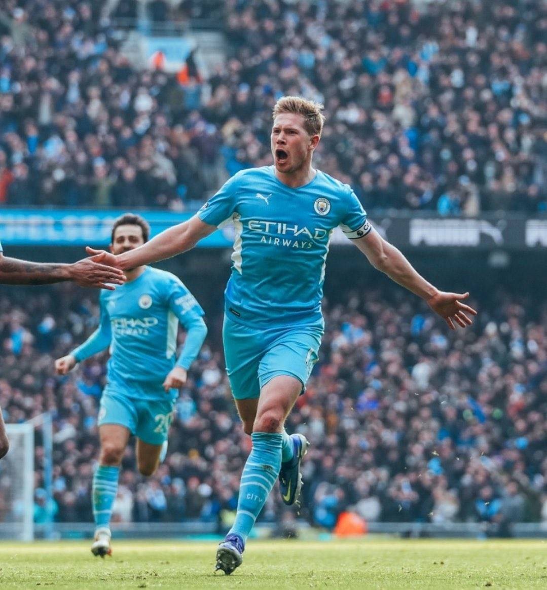 帕潘夸赞吉鲁：他不仅能进球还能防守，甚至还能客串门将