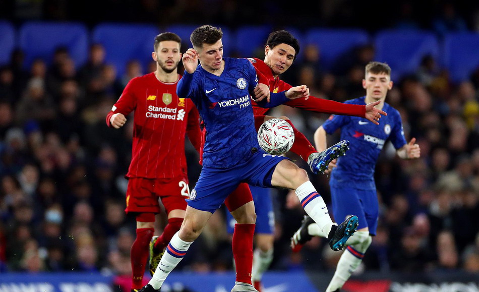 杰伦·布伦森33分率队大胜，助攻数跻身尼克斯队史前18