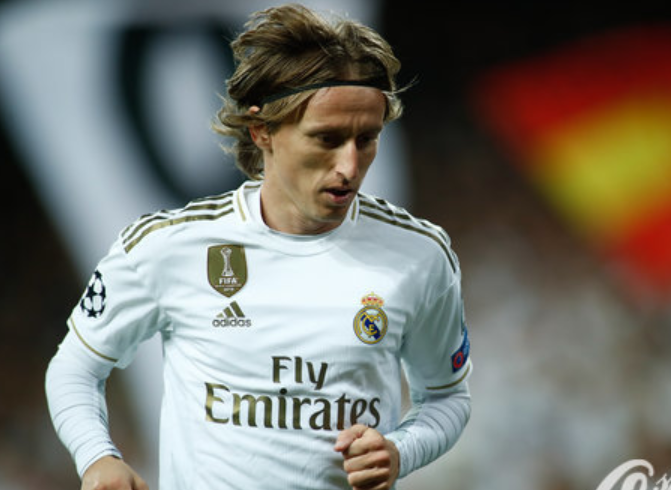 马特拉齐：罗纳尔多是梅西和C罗的结合体，我从不直接防守他