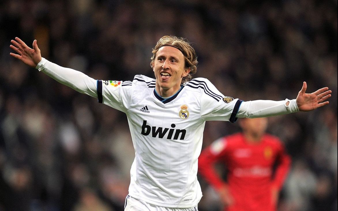 维尔茨首发68分钟被换下，英超14次出场仍是0球0助攻